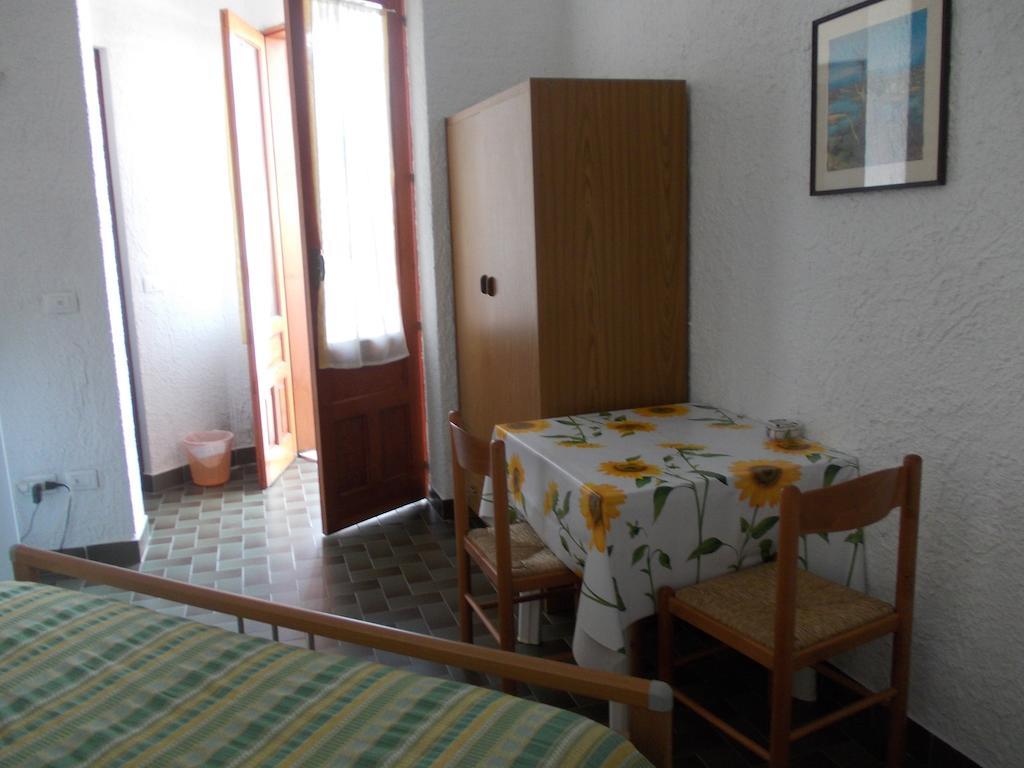B&B Il Girasole 노토 외부 사진